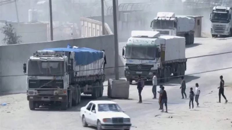 دخول شاحنات المساعدات