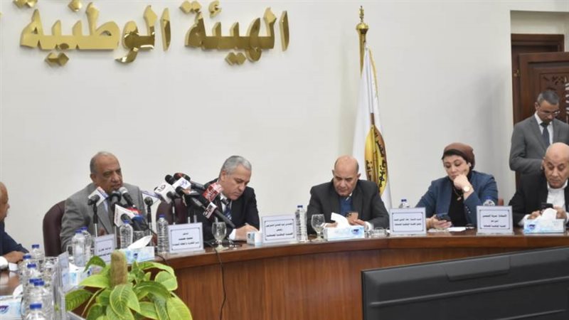 الدكتور محمود عصمت