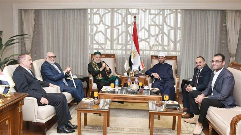 وزير الاوقاف خلال