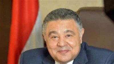 محافظ البحر الأحمر يوجه بتقسيط تكلفة وصلات الصرف الصحي على 3 أقساط تخفيفا على المواطنين