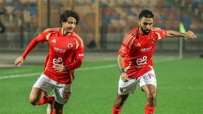 انطلاق مباراة الأهلي وفاركو بالدوري الممتاز