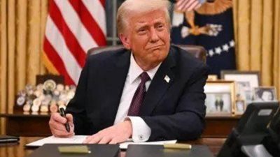 عاجل.. ترامب يفي بوعده ويرفع السرية عن ملفات اغتيال كينيدي 