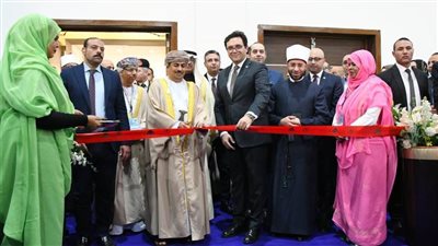 وزير الأوقاف يشارك في افتتاح معرض الكتاب 