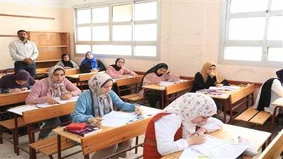 وكيل تعليم الإسكندرية يكشف نسب النجاح في مواد الشهادة الإعدادية