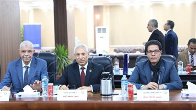 رئيس جامعة المنيا يشارك في اجتماع المجلس الأعلى للجامعات بجامعة أسوان