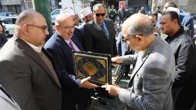 محافظ المنيا يفتتح مسجد النور بأرض سلطان ويؤدي صلاة الجمعة