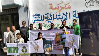 بحملات نظافة وتشجير.. البحر الأحمر تحتفل بيوم البيئة الوطني|صور