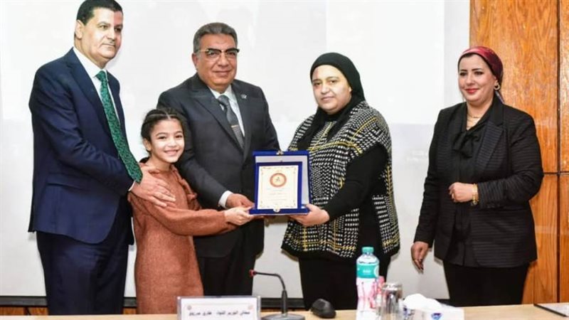 تكريم أسر الشهداء