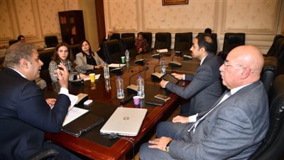 توصية برلمانية بشأن تأهيل وتدريب العاملين في قطاعي السياحة والآثار 