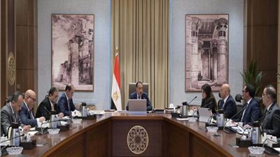 رئيس الوزراء يتابع جهود جهاز تنمية المشروعات المتوسطة والصغيرة ومتناهية الصغر