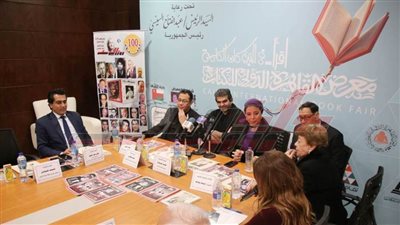 بالصور.. تفاصيل ندوة الاحتفاء بمئوية مجلة «روزاليوسف» بمعرض القاهرة للكتاب 