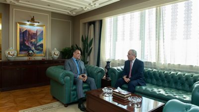 وزير لإنتاج الحربي: «الوطنية للصحافة» تعمل على تطوير المشروعات الاستثمارية للمؤسسات الصحفية القومية