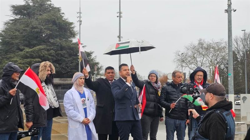 جانب من الوقفة فى