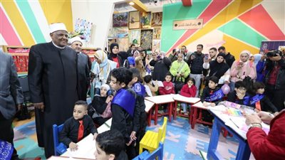 أجواء من السعادة والفرح بين الأطفال تسود ركن مجلة 