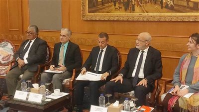  أسوان تستضيف طاولة مستديرة لتعزيز ريادة الأعمال المستدامة في قطاع السياحة