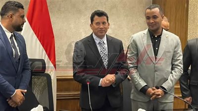 محافظ كفر الشيخ شكاوى وطلبات المواطنين من أولى أولوياتي