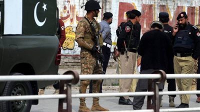 الأمن الباكستاني يقضي على ثلاثة إرهابيين شمال غرب باكستان