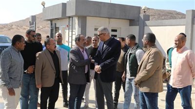 محافظ أسوان: تنفيذ 7 مشروعات بنصر النوبة بتكلفة إجمالية 423.6 مليون جنيه