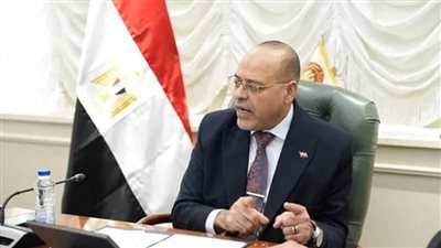 عاجل.. وزير العمل يُعلن عن 1000 فرصة عمل جديدة في الإمارات 