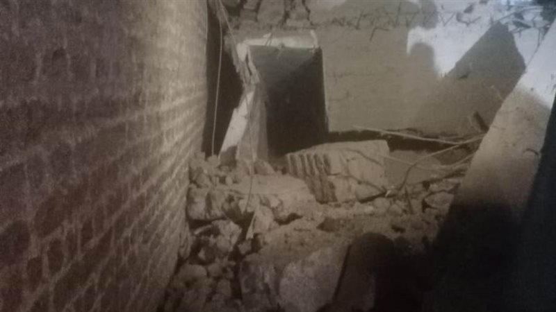 انهيار منزلين بأسيوط