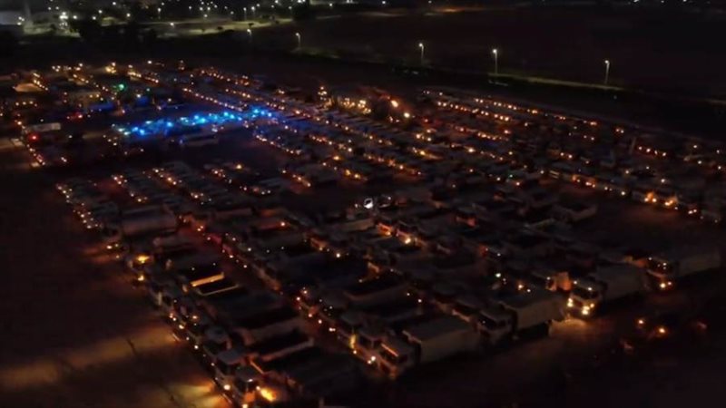 اصطفاف معدات المراكز