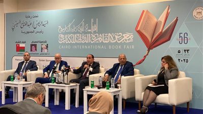 في ندوة مناقشة كتابه.. الدسوقي: نستهدف بناء الوعي واستعادة الهوية الوطنية التي يحاول البعض طمسها