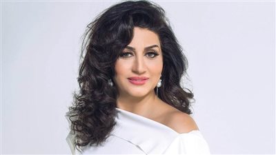 وفاء عامر تنافس في الدراما الخليجية بمسلسل 