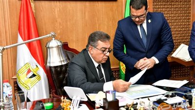 بنسبة نجاح 89.4%.. محافظ الدقهلية يعتمد نتيجة الشهادة الإعدادية 