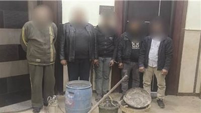 ضبط 5 أشخاص لقيامهم بالتنقيب غير المشروع عن الآثار داخل عقار بالدرب الأحمر