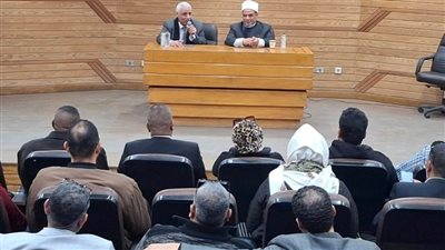 نقابة البناء والأخشاب تنظم ندوة عن أثر القيم الدينية لتعزيز الأخلاق المهنية فى بيئة العمل