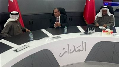 وزير الخارجية  يلتقي وزير المالية والاقتصاد الوطنى البحريني