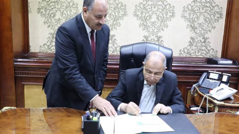 محافظ المنيا يعتمد