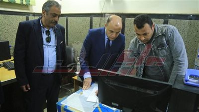 محافظ كفر الشيخ يتفقد المركز التكنولوجي لخدمة المواطنين بالرياض