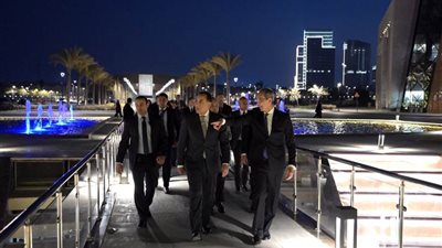 رئيس الوزراء يتفقد الأكاديمية الوطنية لتكنولوجيا المعلومات للأشخاص ذوى الإعاقة