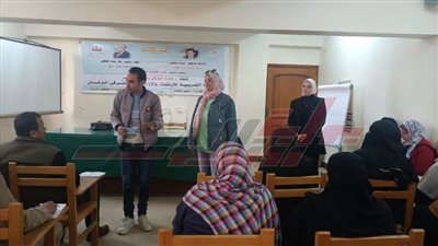 دورة تدريبية للارتقاء بالأداء المهني لمشرفي شعب البرلمان بشباب كفر الشيخ