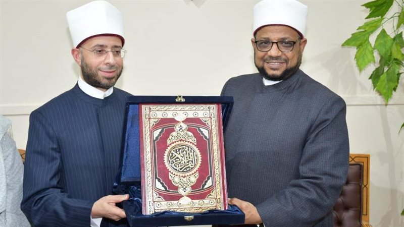 وزير الاوقاف و د.