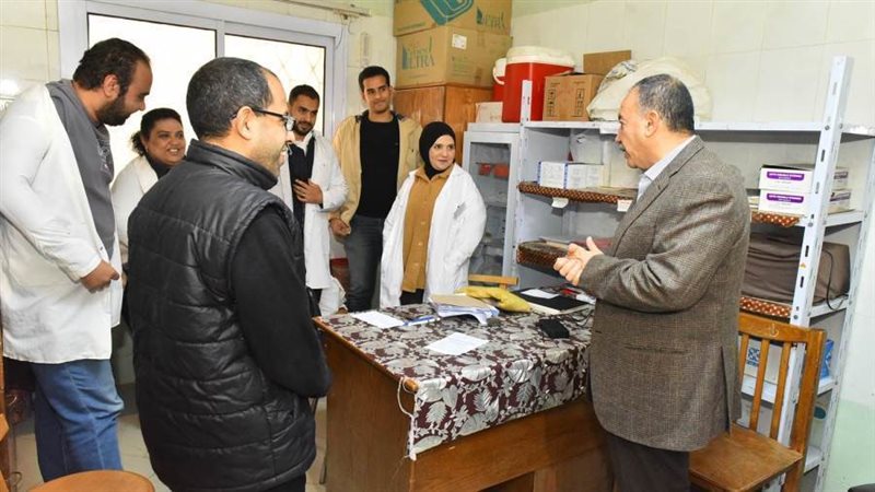 جانب من جولة المحافظ