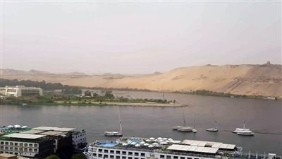 إغلاق حركة الملاحة النهرية بمجرى نهر النيل وبحيرة ناصر بسبب التقلبات الجوية