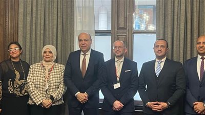 وزير الطيران المدني يعقد لقاءات هامة مع كبرى الشركات البريطانية في لندن 