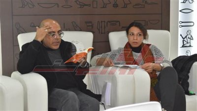 مناقشة ديوان «القاهرة» في ملتقى الإبداع الشعري بمعرض الكتاب