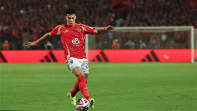 الأهلي يتقدم بهدف 