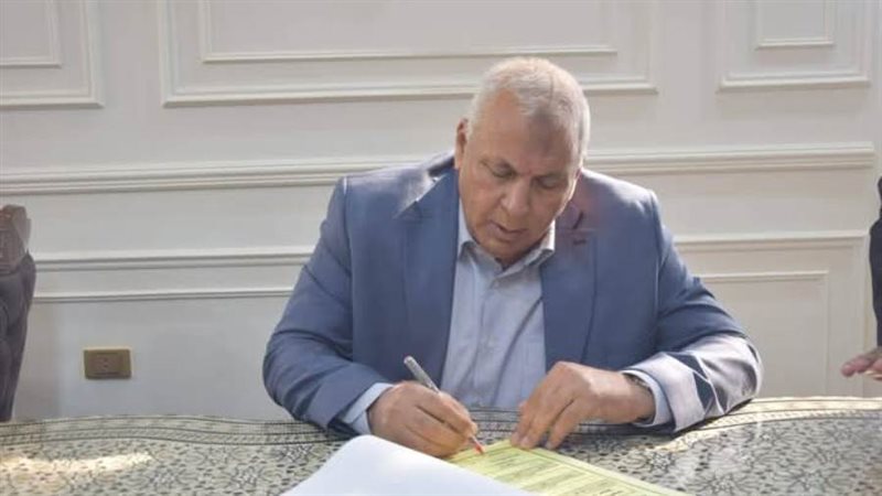 محافظ الوادى الجديد