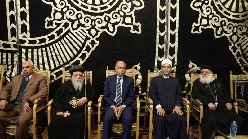 محافظ المنيا يقدم