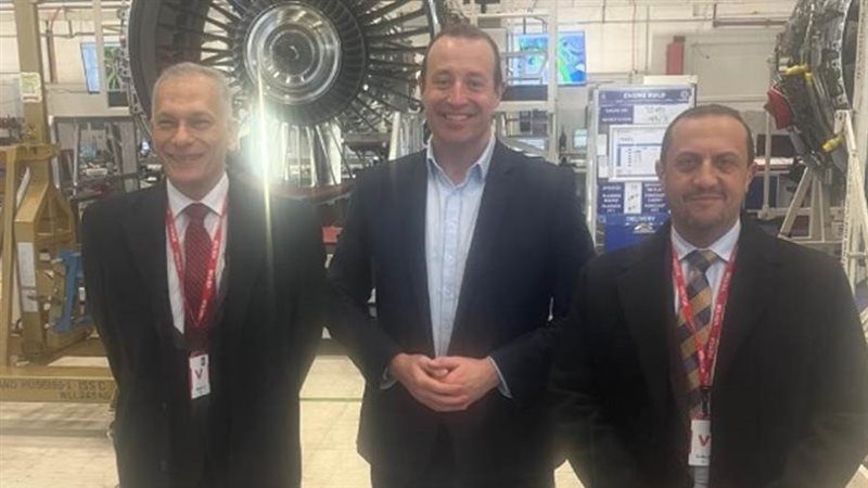 وفد وزارة الطيران