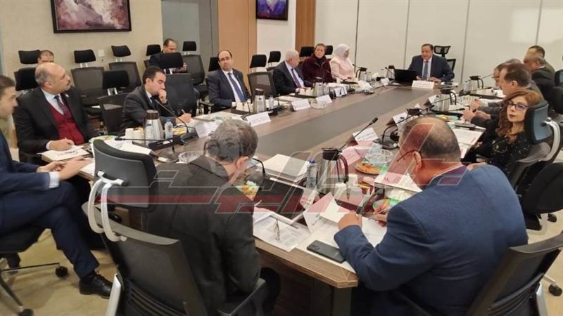 تفاصيل الاجتماع الأول