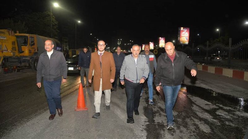 محافظ أسيوط خلال