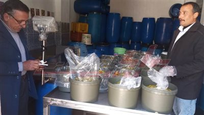 ضبط مصنع مخللات بدون بيانات بدسوق في كفر الشيخ 