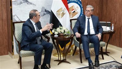 وزير البترول والثروة المعدنية يلتقي الرئيس التنفيذي لشركة اديس