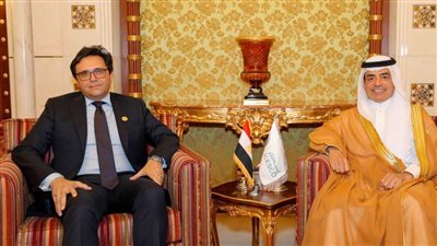وزير الثقافة يلتقي مدير منظمة الإيسيسكو في ختام زيارته للسعودية