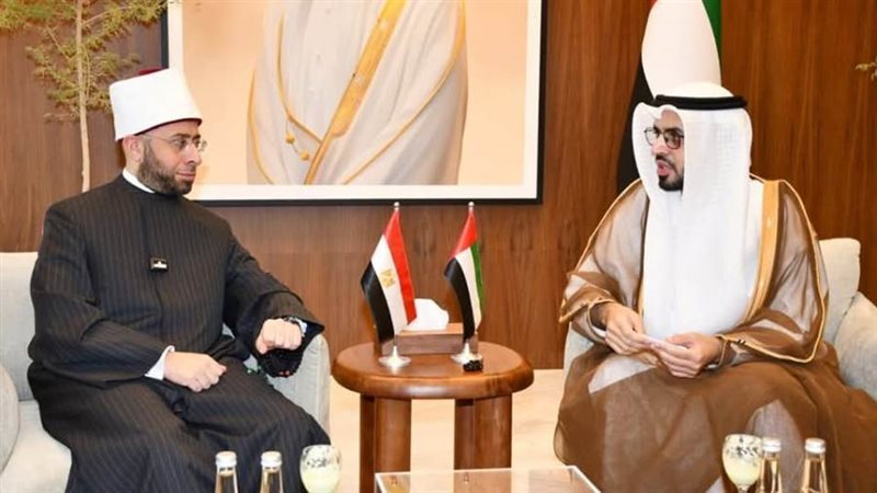 وزير الاوقاف مع الحبتور